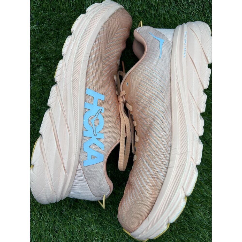 Hoka One One Rincon 3 Coral Peach Running Sneakers Women's Size 9 D